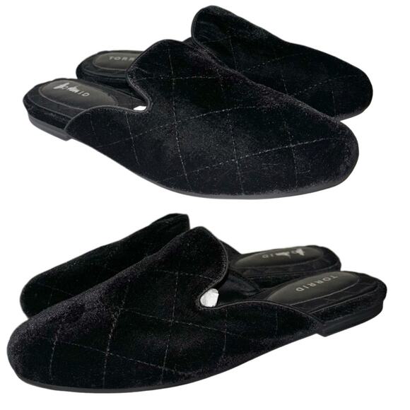 Torrid Black Velvet Quilted Mules Slip On flats Women's Size 7.5W (Wide) - Picture 1 of 16